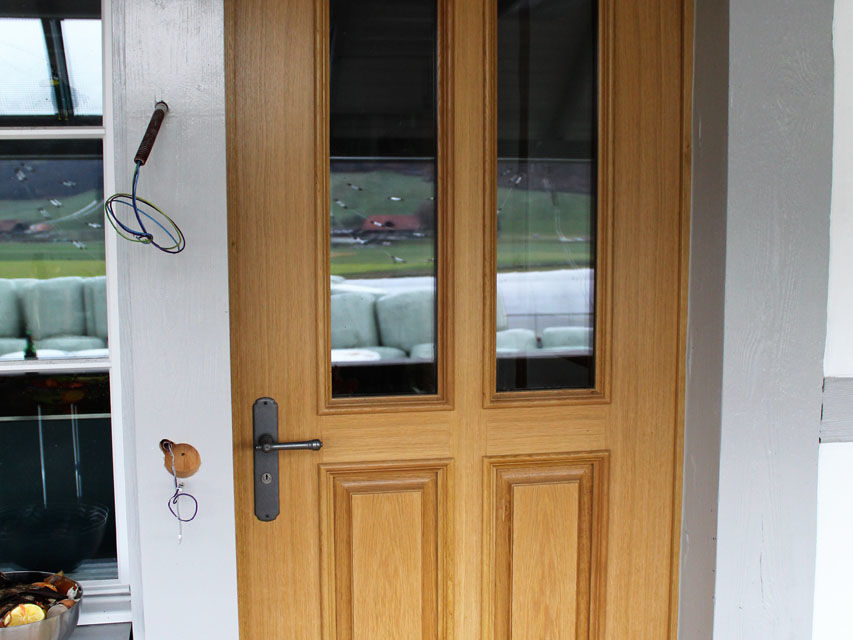 Haustüren, Eingangstüren, Zimmertüren, Hebe-Schiebetüren aus Holz in